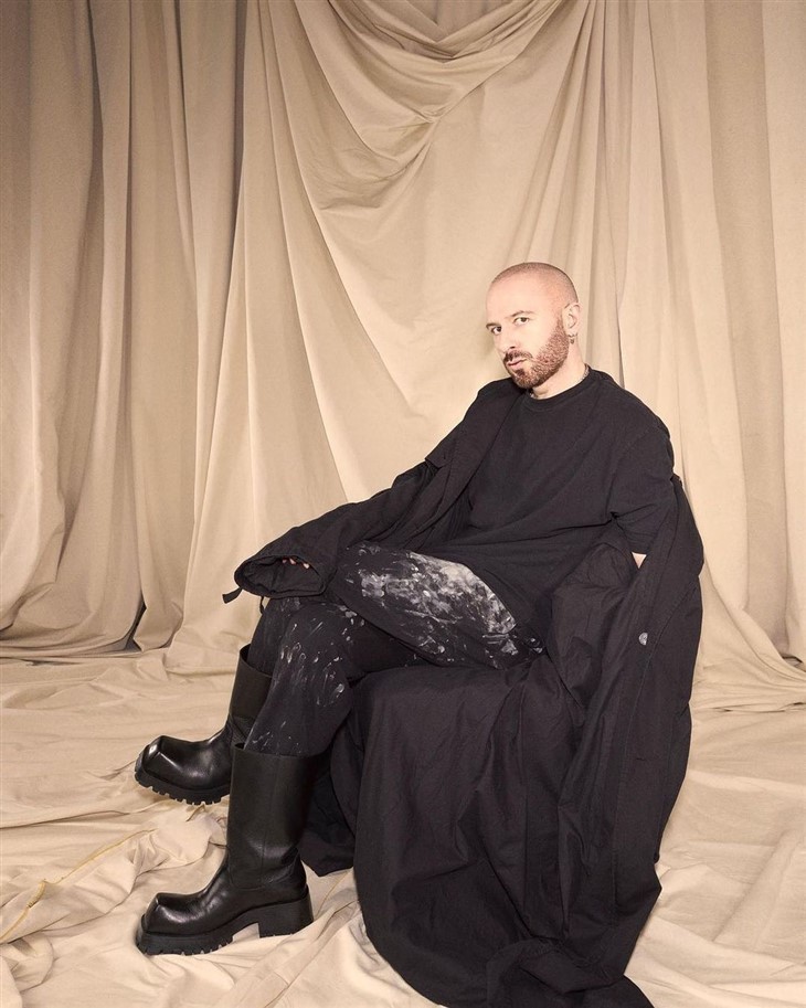 Demna Gvasalia Moderna